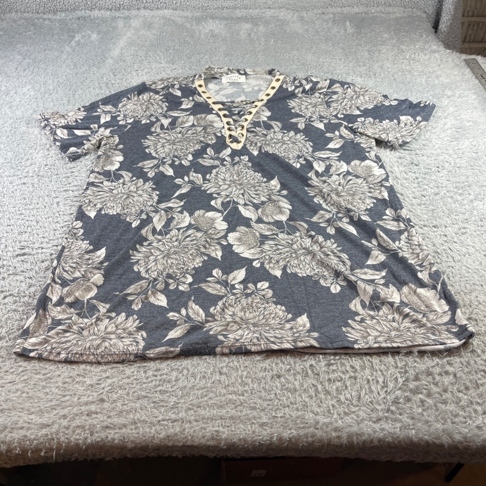 Janette Plus Womens 3X Floral Lace Up V-Neck Short Sleeve Top Grey JT12274-F